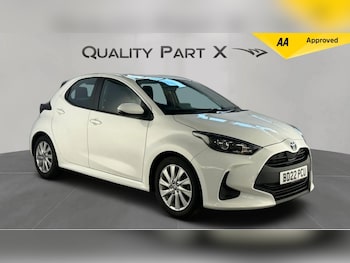Used Toyota Yaris 2022 for sale - 76689198: Photo