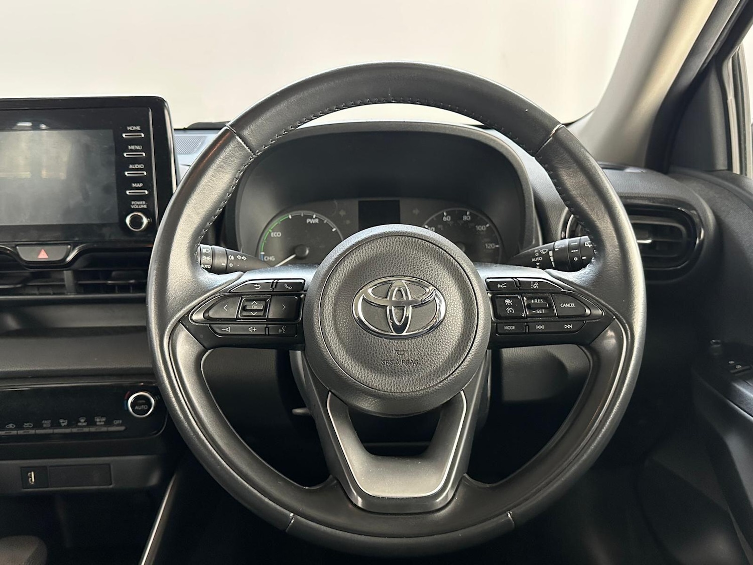 Used Toyota Yaris 2022 for sale - 76689198: Photo 5