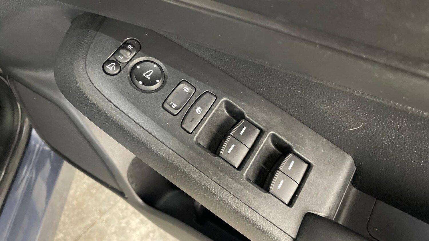 Used Honda HR-V 2023 for sale - 75928233: Photo 38