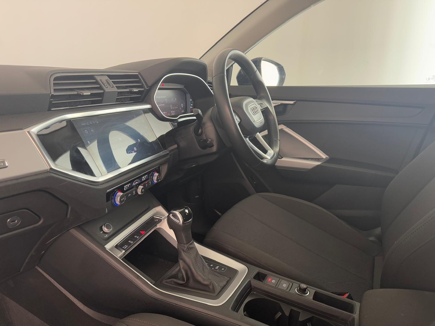 Used Audi Q3 2021 for sale - 76360710: Photo 7