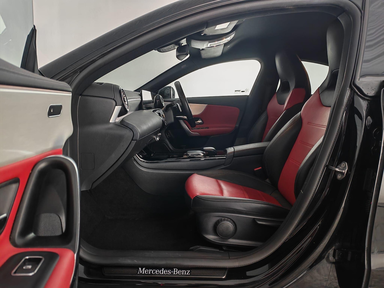 Used Mercedes-Benz CLA 2022 for sale - 76499113: Photo 11