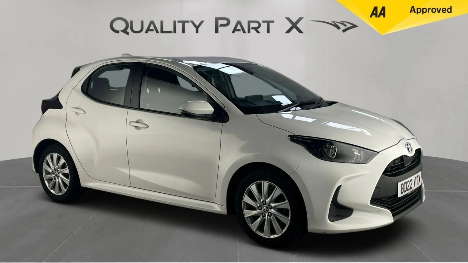 Used Toyota Yaris 2022 for sale - 76000674: Photo 1