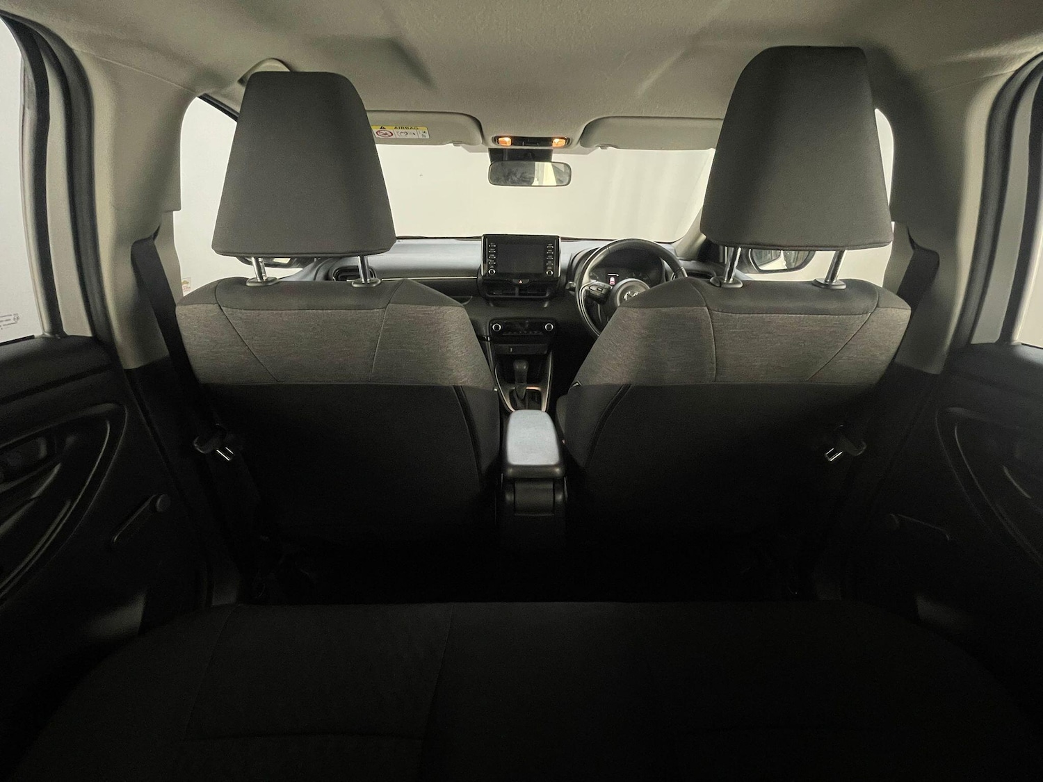 Used Toyota Yaris 2022 for sale - 76000674: Photo 19