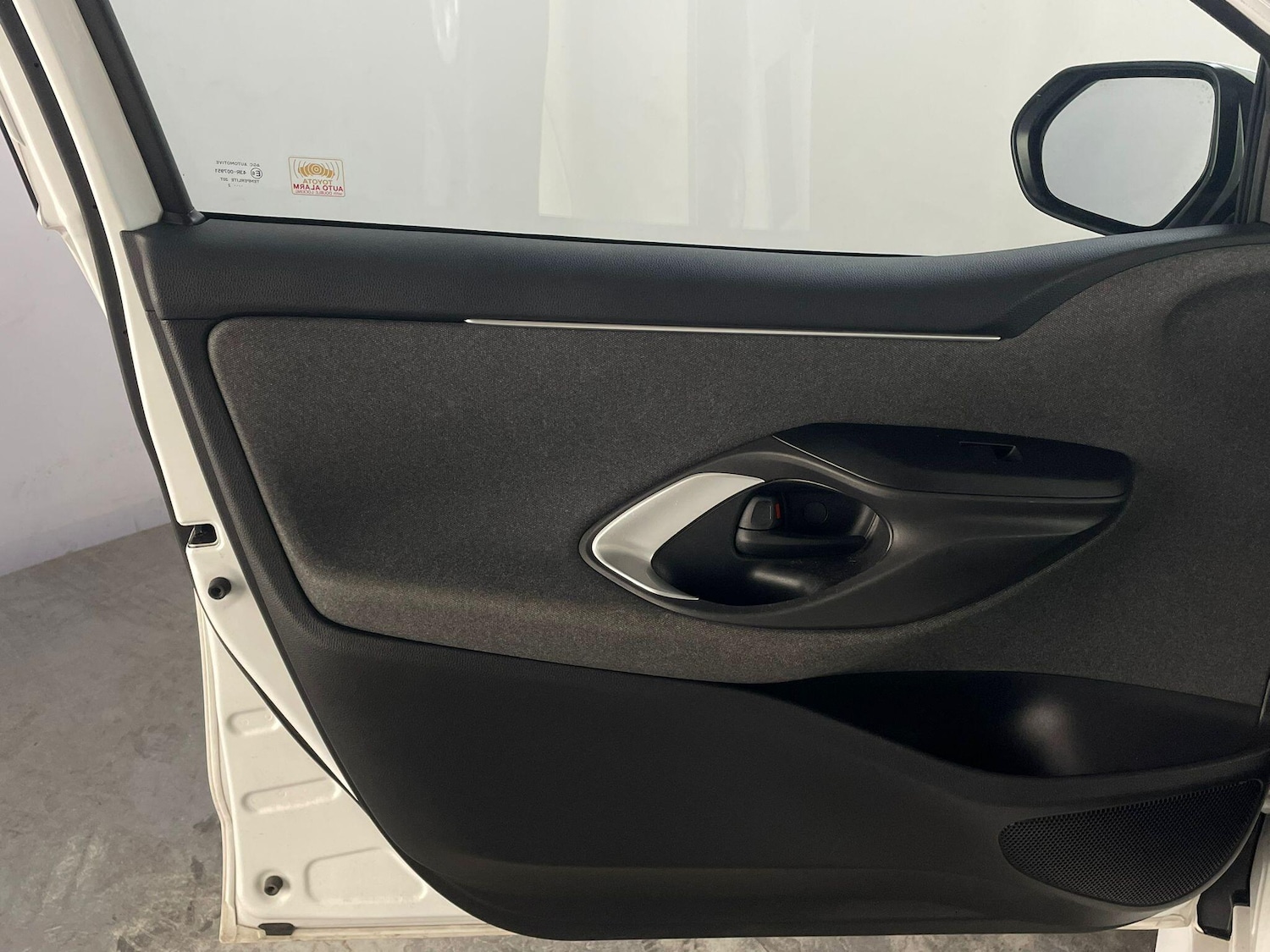 Used Toyota Yaris 2022 for sale - 76000674: Photo 30