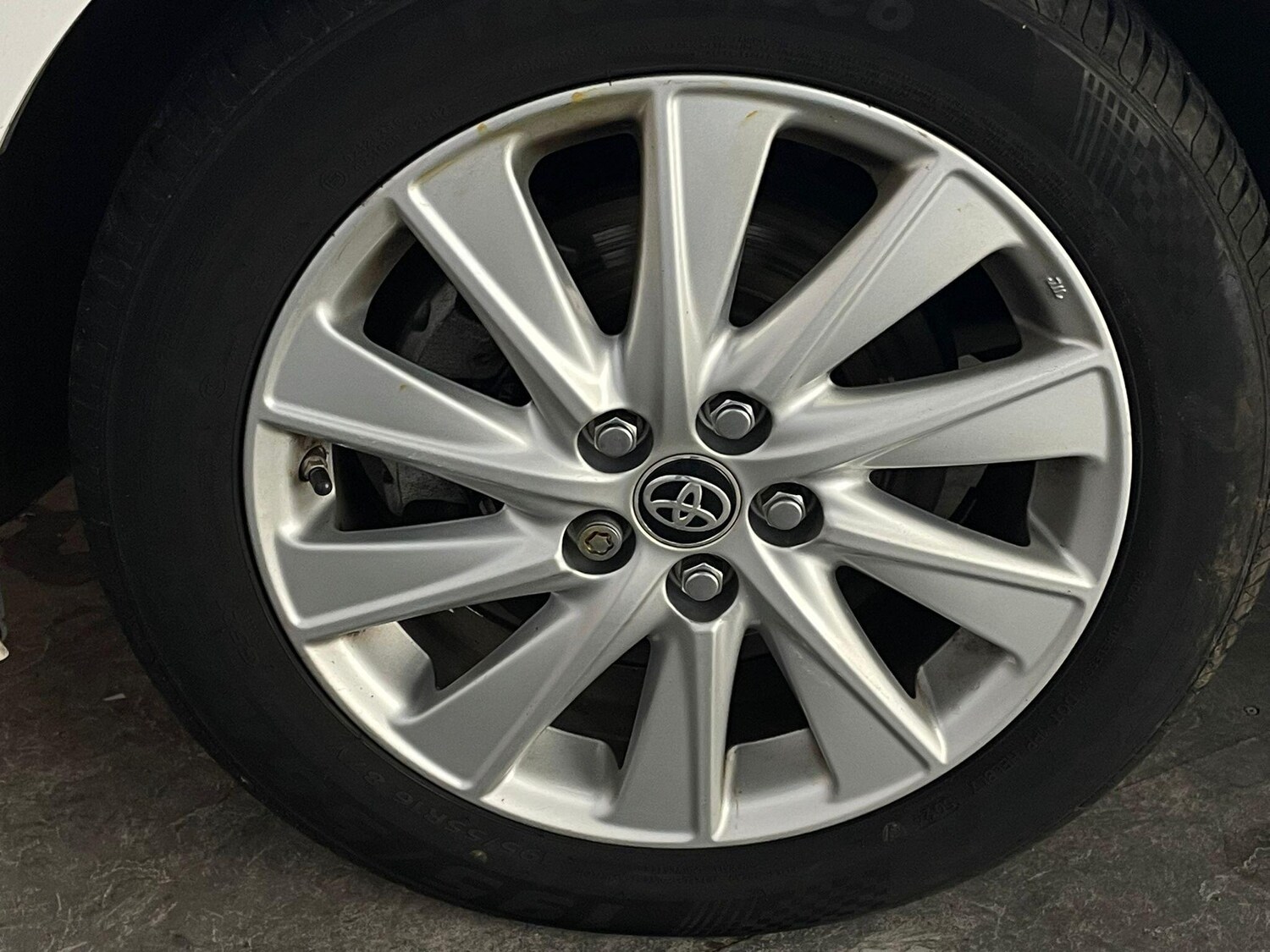 Used Toyota Yaris 2022 for sale - 76000674: Photo 35