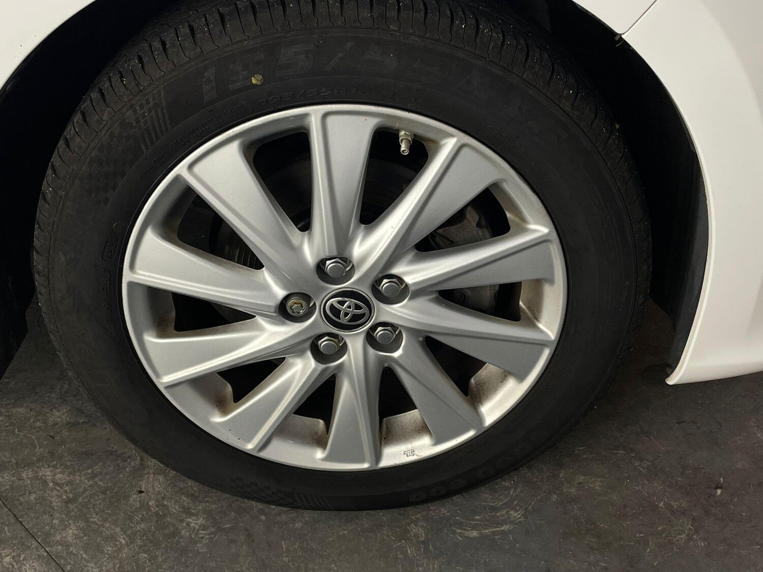 Used Toyota Yaris 2022 for sale - 76000674: Photo 37