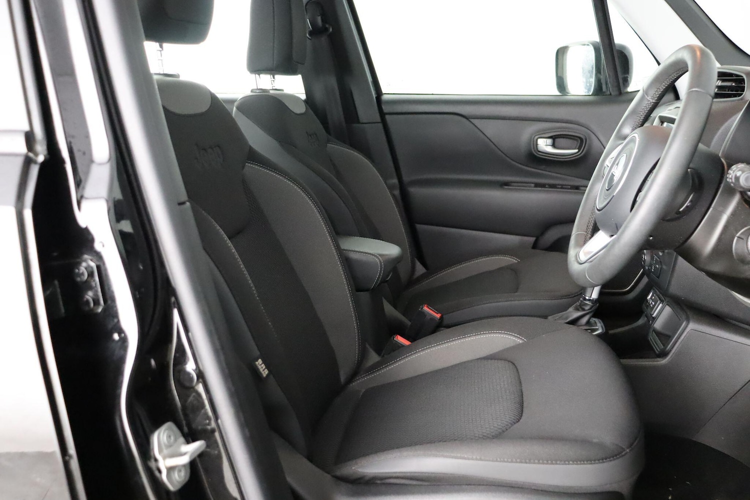 Used Jeep Renegade 2023 for sale - 77292047: Photo 13