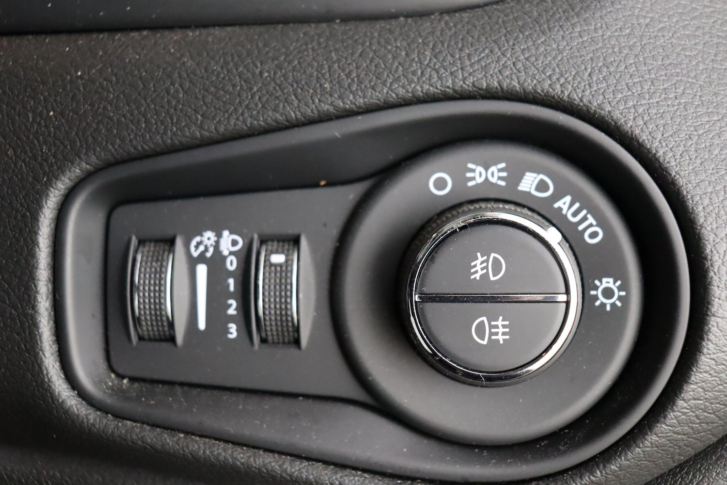 Used Jeep Renegade 2023 for sale - 77292047: Photo 19