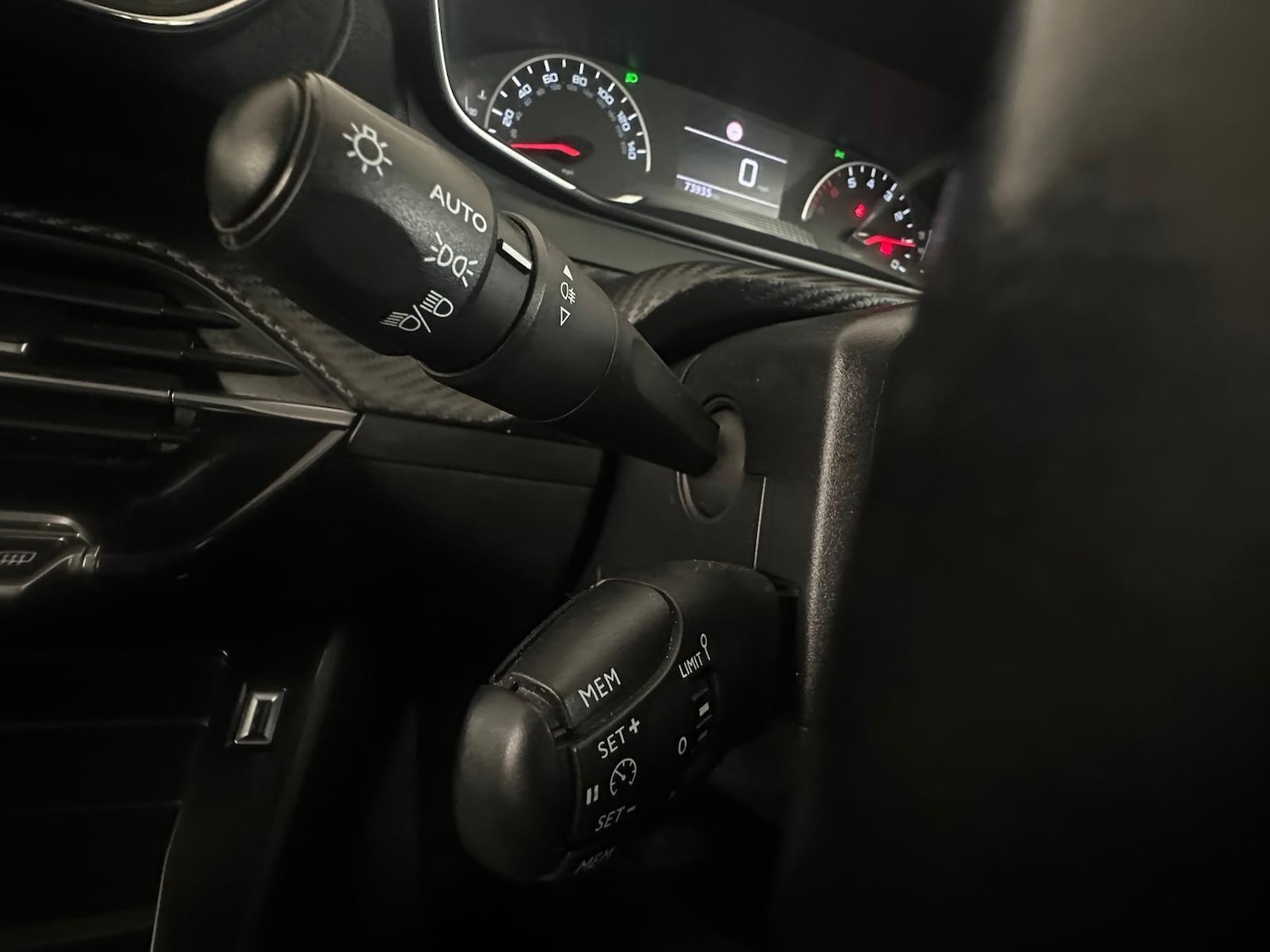 Used Peugeot 2008 2021 for sale - 76584549: Photo 27