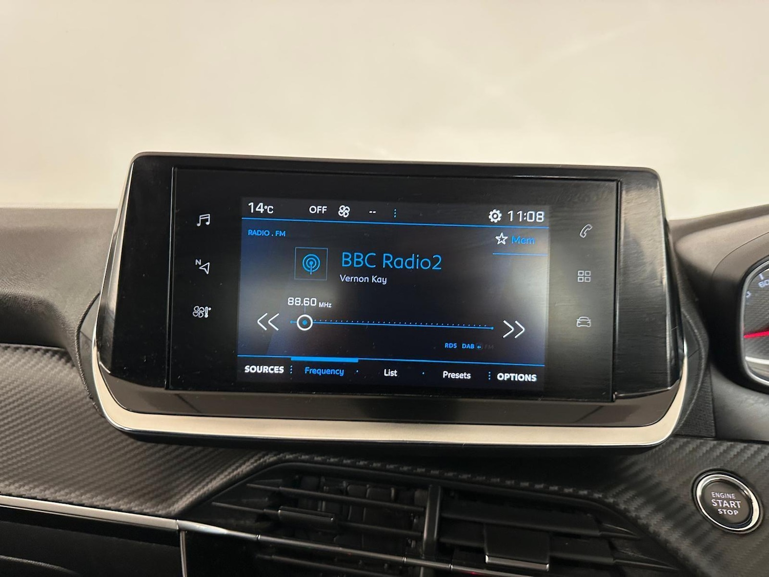 Used Peugeot 2008 2021 for sale - 76584549: Photo 34