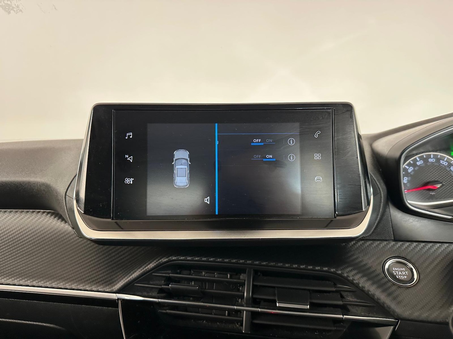 Used Peugeot 2008 2021 for sale - 76584549: Photo 41