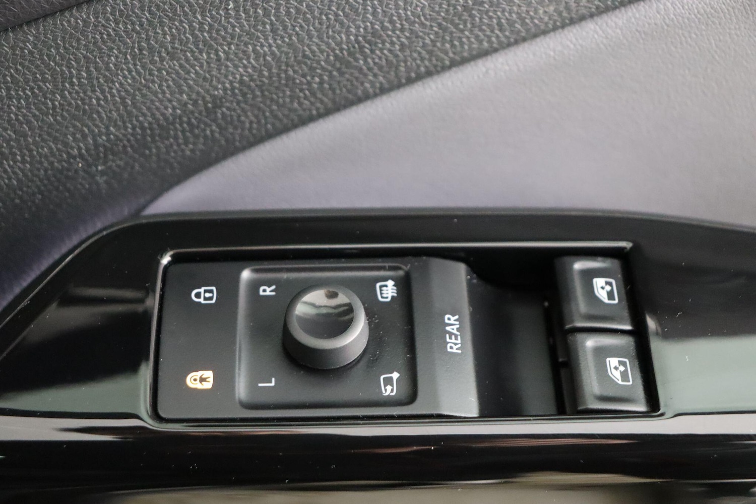 Used Volkswagen ID.4 2022 for sale - 77387078: Photo 17