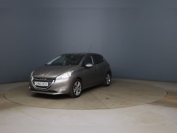 Used Peugeot 208 2013 for sale - 79397127: Photo
