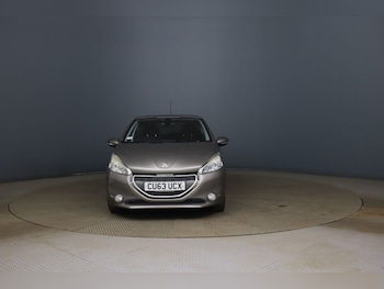 Used Peugeot 208 2013 for sale - 79397127: Photo