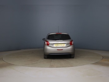 Used Peugeot 208 2013 for sale - 79397127: Photo