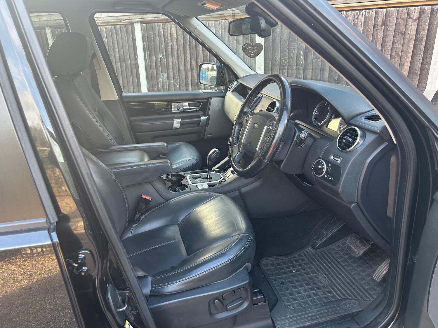 Used Land Rover Discovery 2010 for sale - 76619791: Photo 13