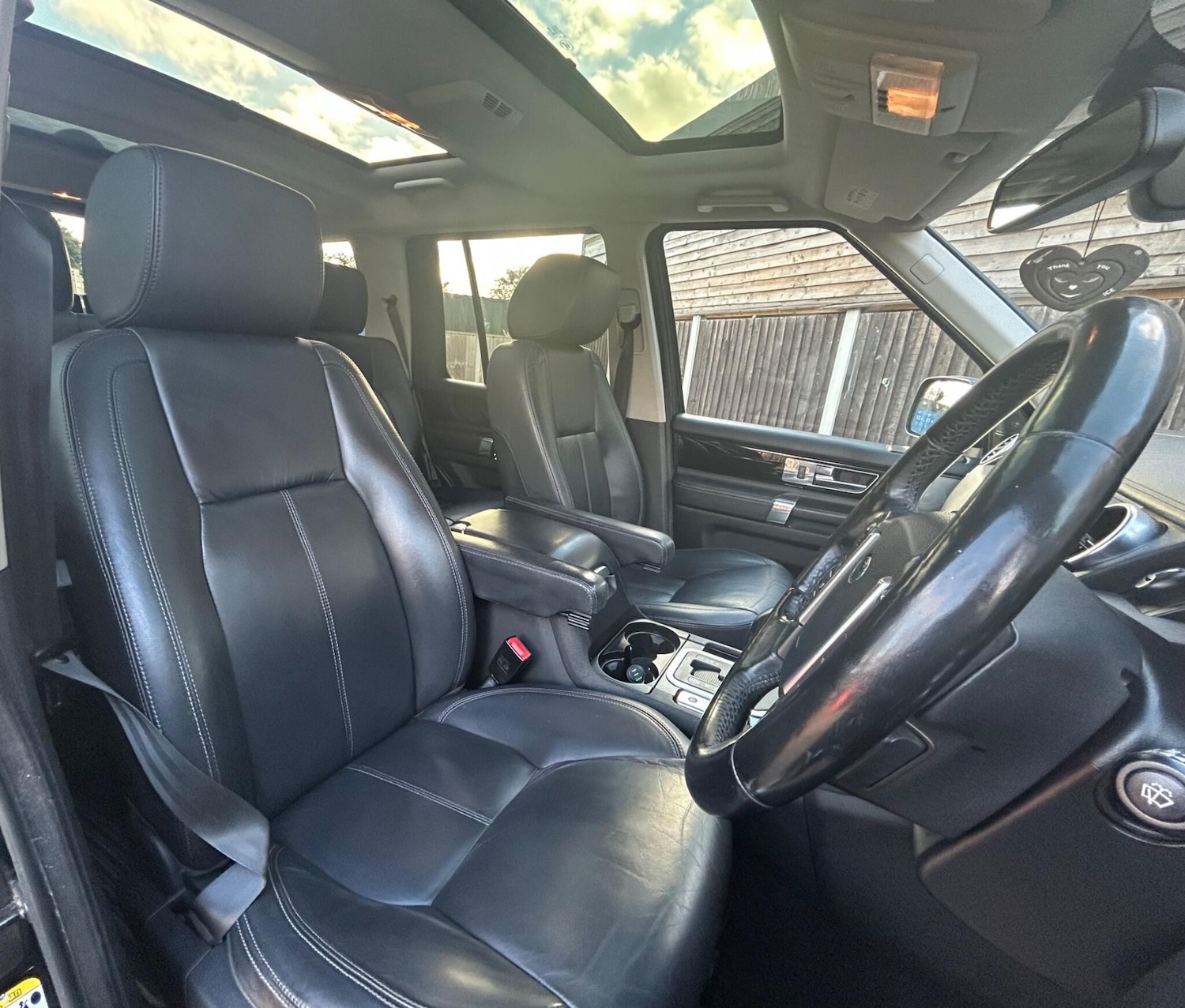 Used Land Rover Discovery 2010 for sale - 76619791: Photo 14