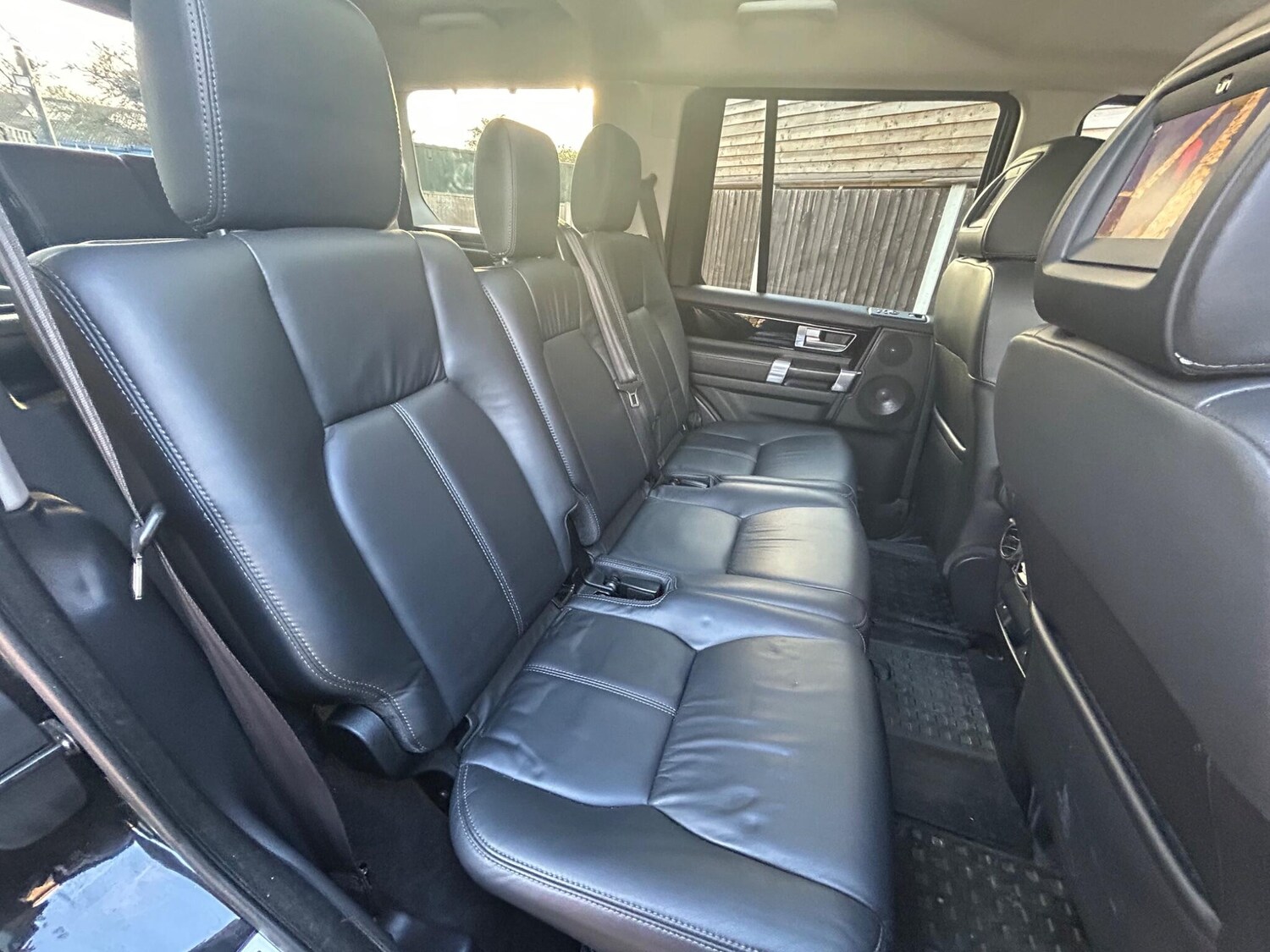 Used Land Rover Discovery 2010 for sale - 76619791: Photo 16