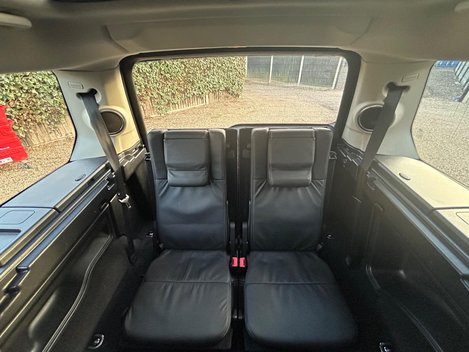 Used Land Rover Discovery 2010 for sale - 76619791: Photo 17