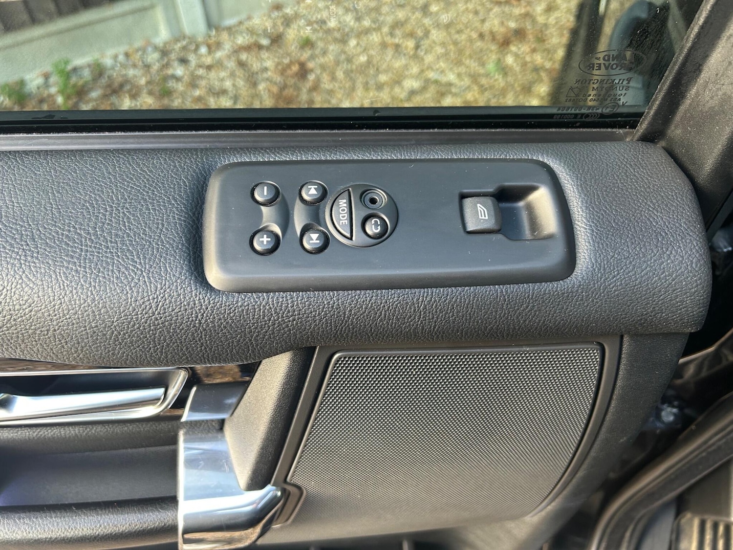 Used Land Rover Discovery 2010 for sale - 76619791: Photo 20