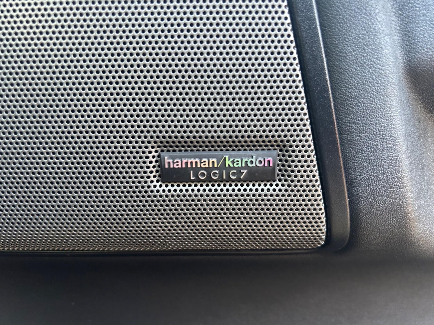 Used Land Rover Discovery 2010 for sale - 76619791: Photo 21