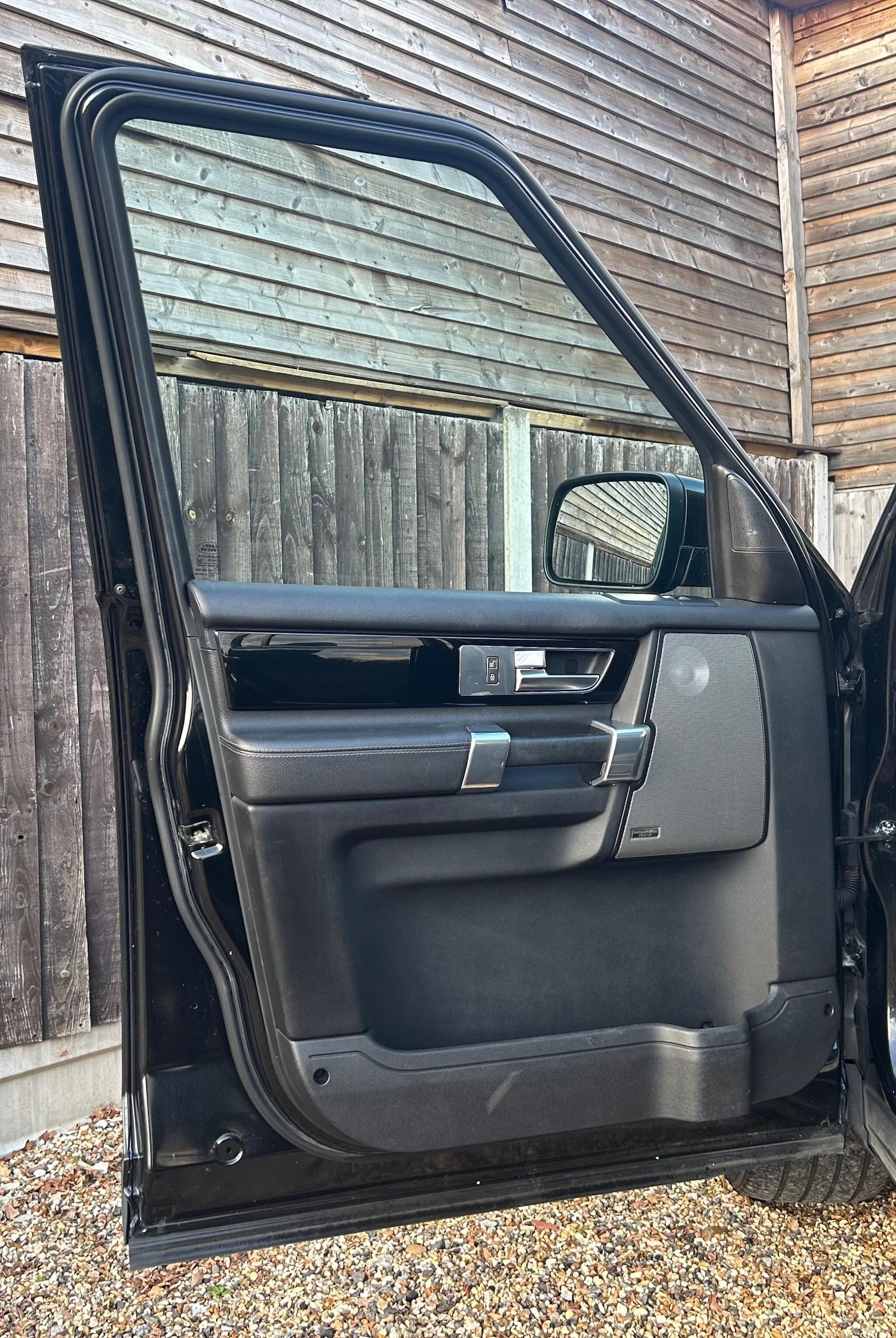 Used Land Rover Discovery 2010 for sale - 76619791: Photo 25