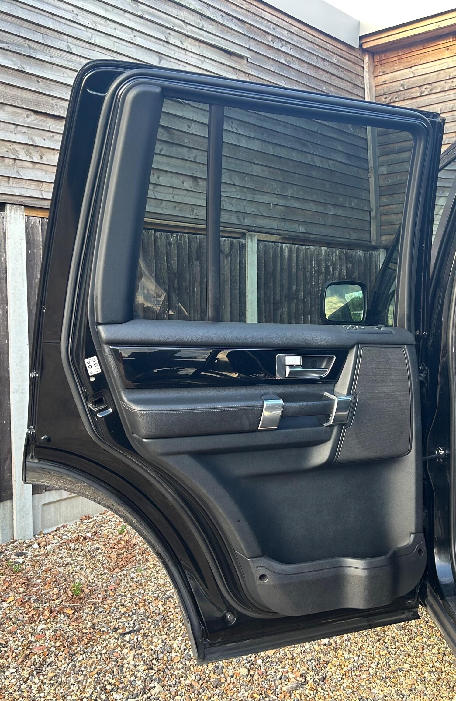 Used Land Rover Discovery 2010 for sale - 76619791: Photo 26