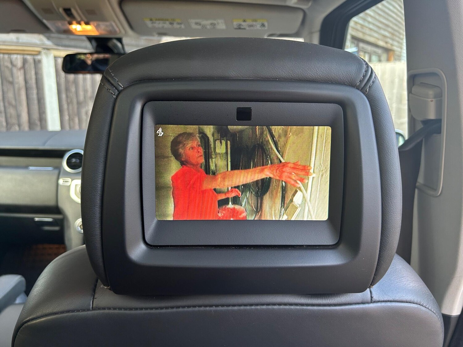 Used Land Rover Discovery 2010 for sale - 76619791: Photo 41