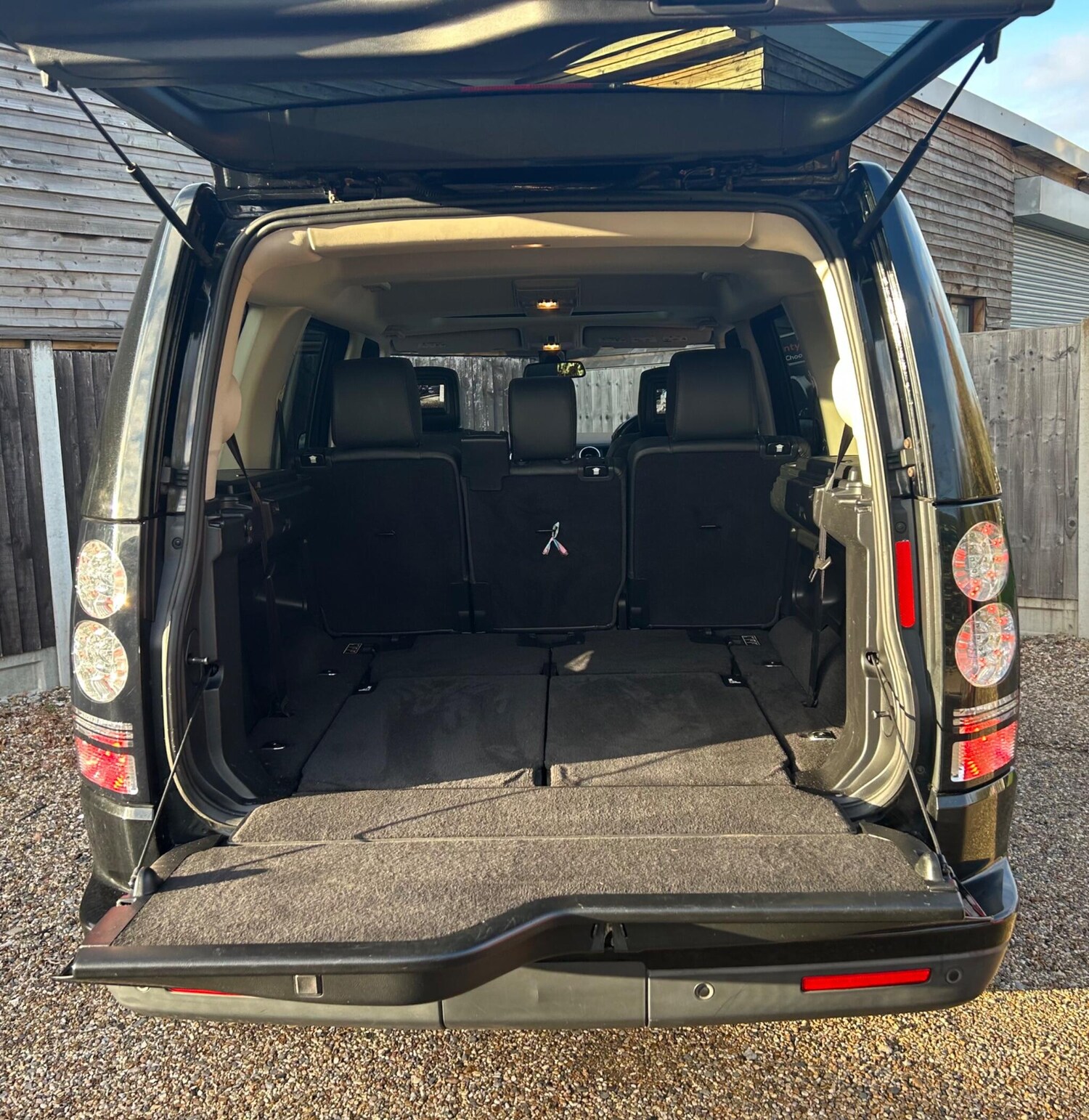 Used Land Rover Discovery 2010 for sale - 76619791: Photo 43