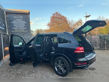 Used Volkswagen Touareg 2013 for sale - 77598636: Photo