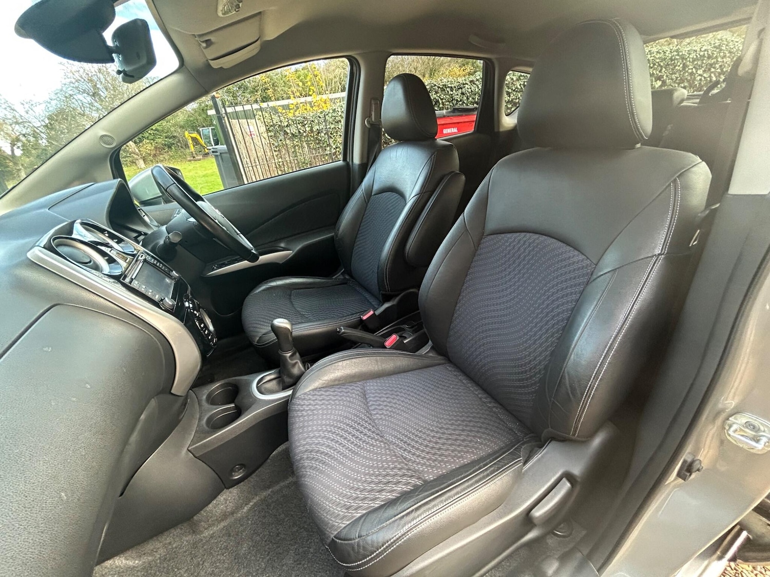 Used Nissan Note 2015 for sale - 76832805: Photo 38