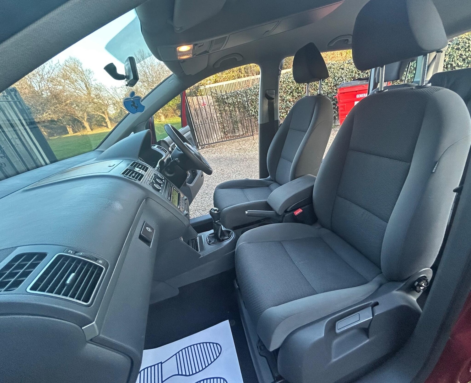 Used Volkswagen Touran 2012 for sale - 77163241: Photo 37