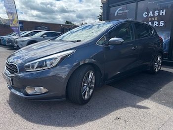 Used Kia Ceed 2014 for sale - 79038384: Photo