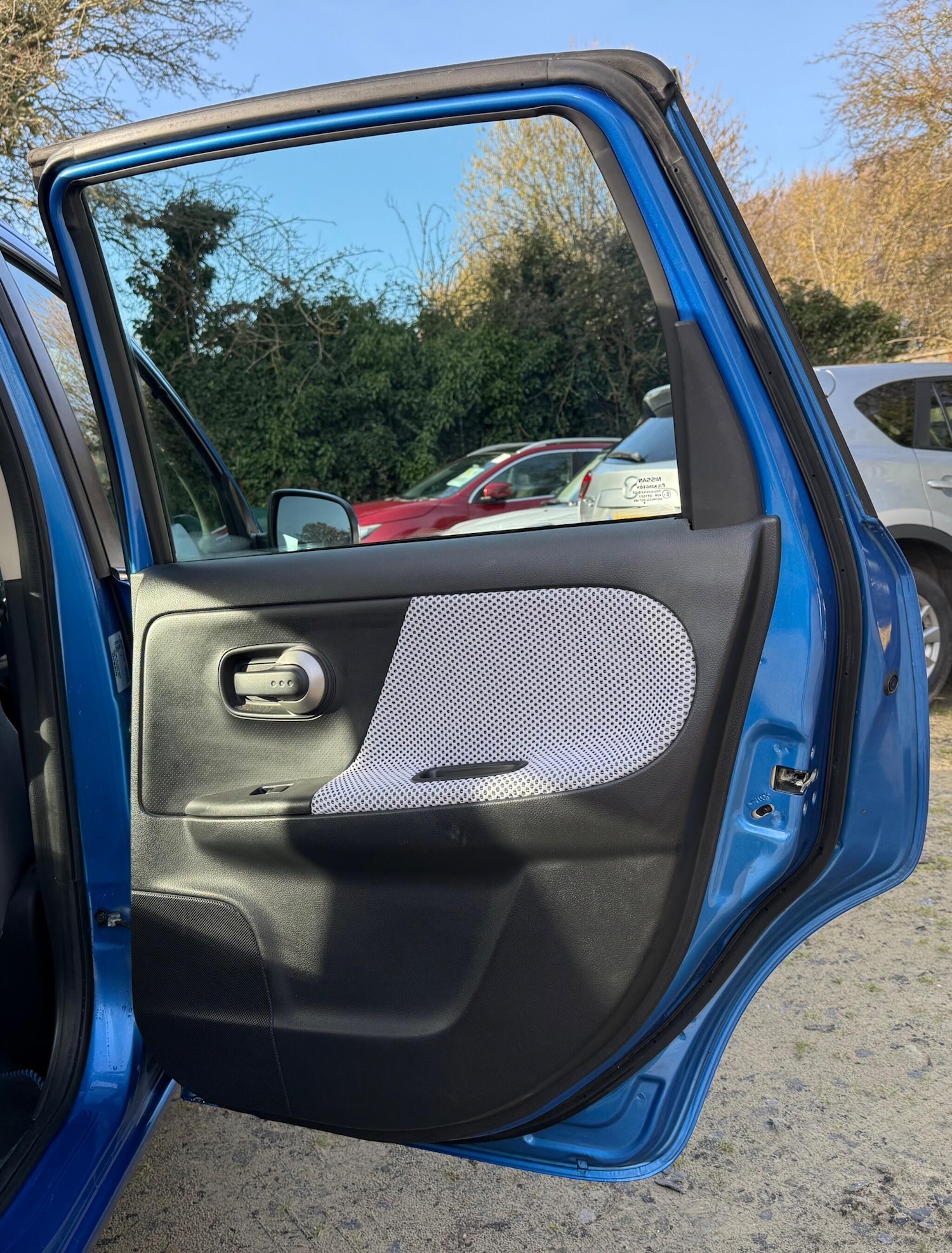 Used Nissan Note 2009 for sale - 77358310: Photo 18