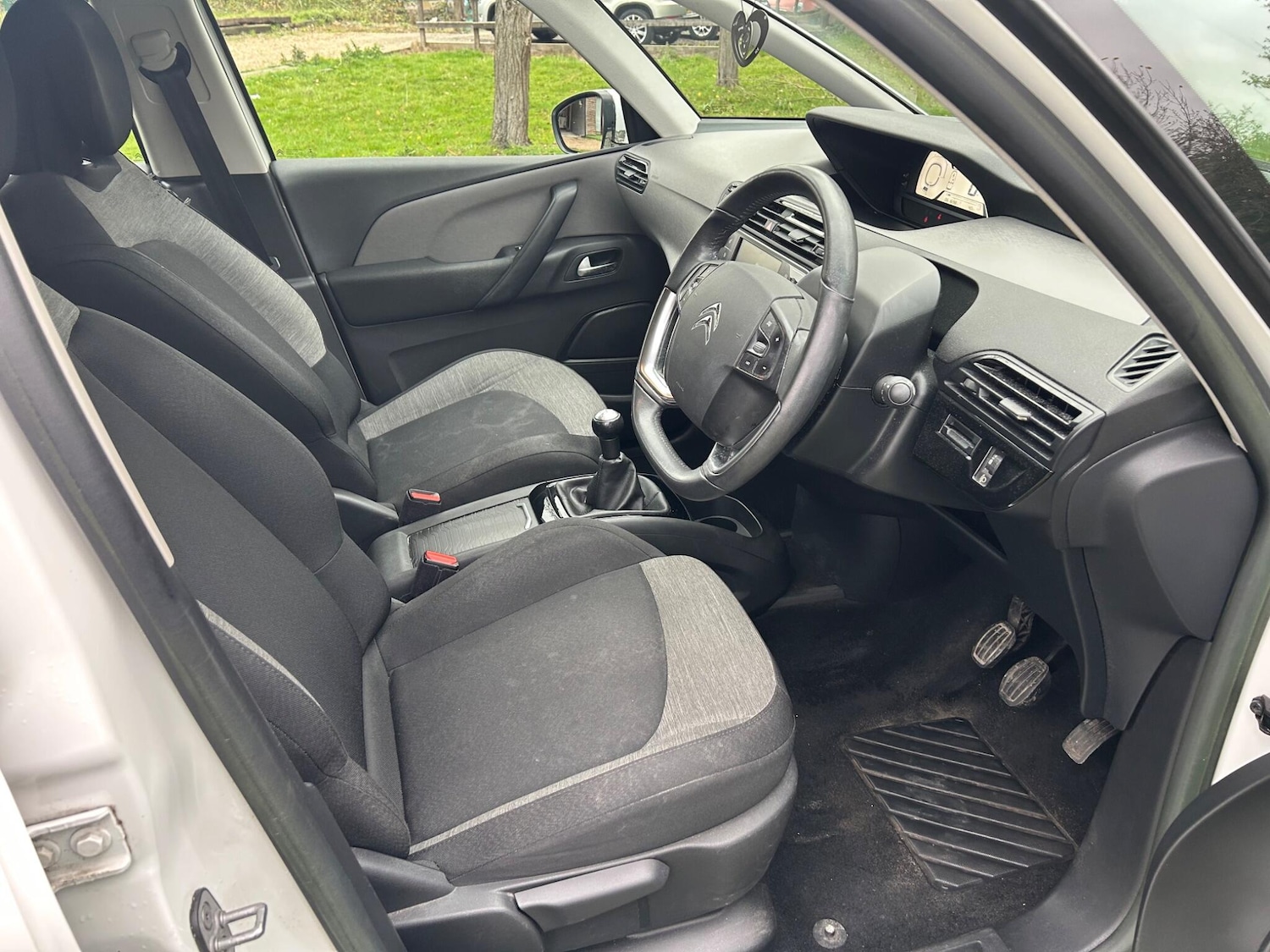 Used Citroen C4 Picasso 2014 for sale - 76991941: Photo 16