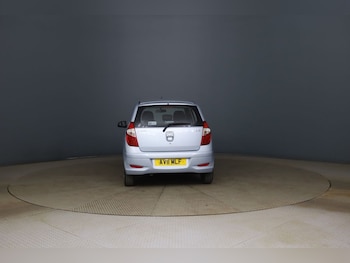Used Hyundai i10 2011 for sale - 79454823: Photo