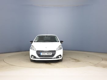 Used Peugeot 208 2017 for sale - 79397124: Photo
