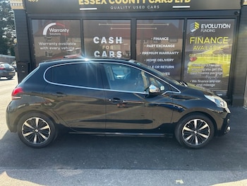 Used Peugeot 208 2018 for sale - 79244801: Photo