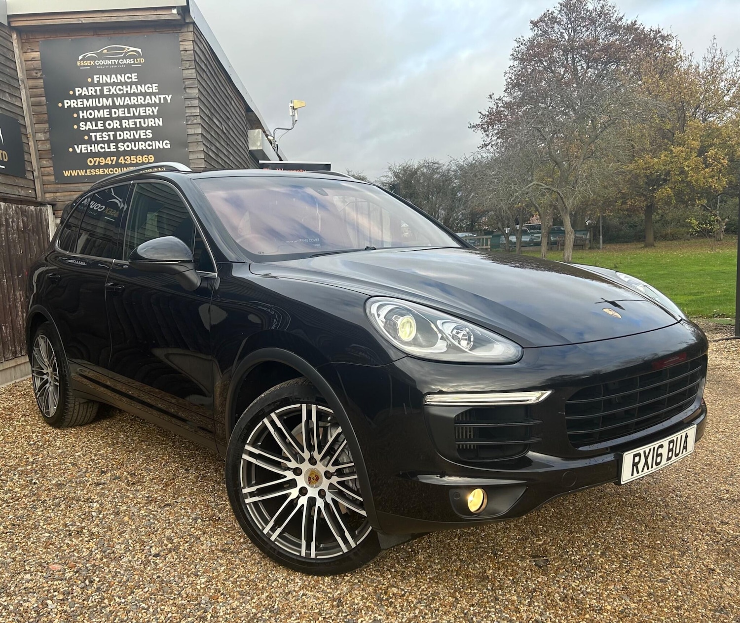 Used Porsche Cayenne for sale - 76728740: Photo 1