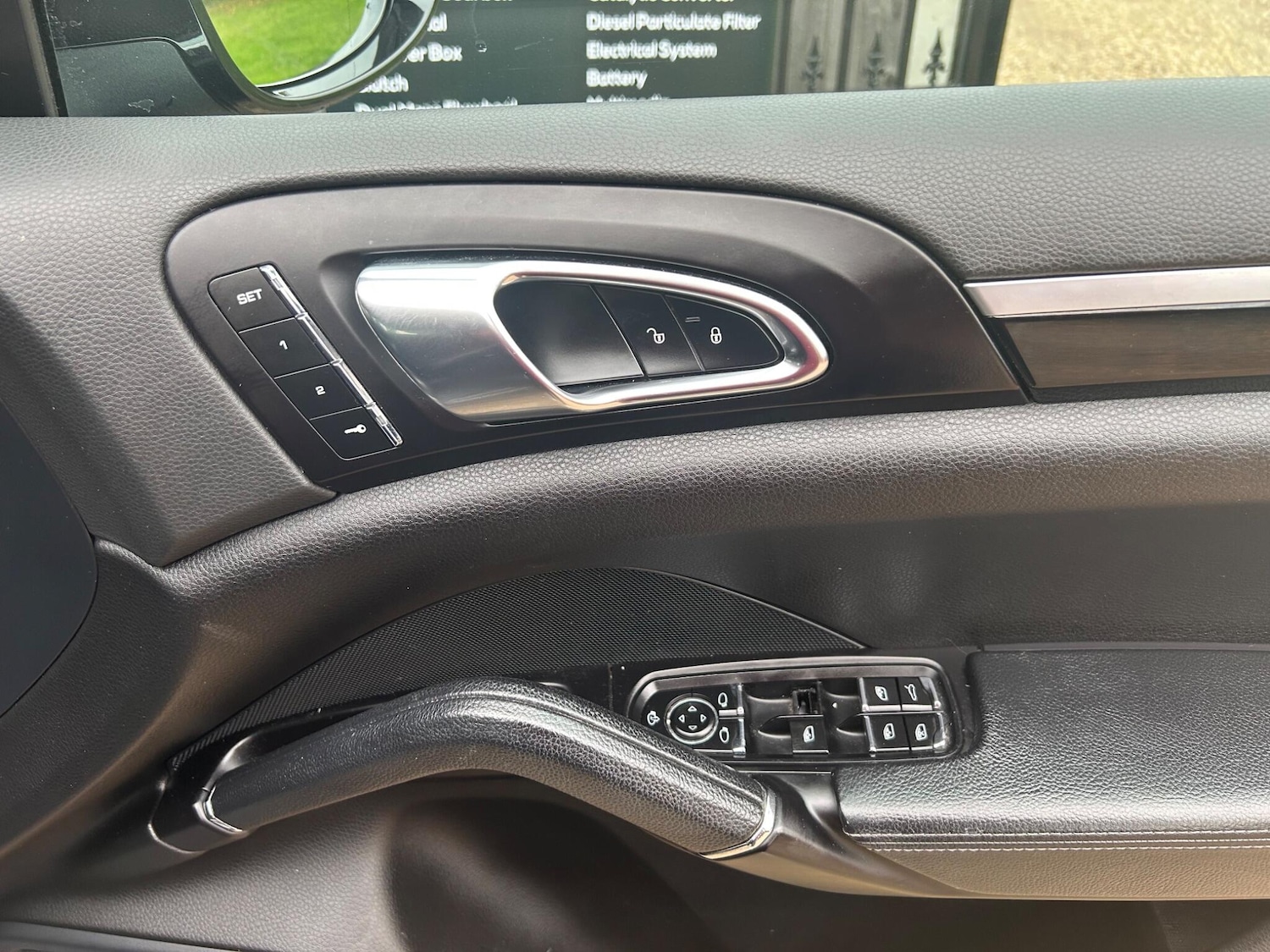 Used Porsche Cayenne for sale - 76728740: Photo 25