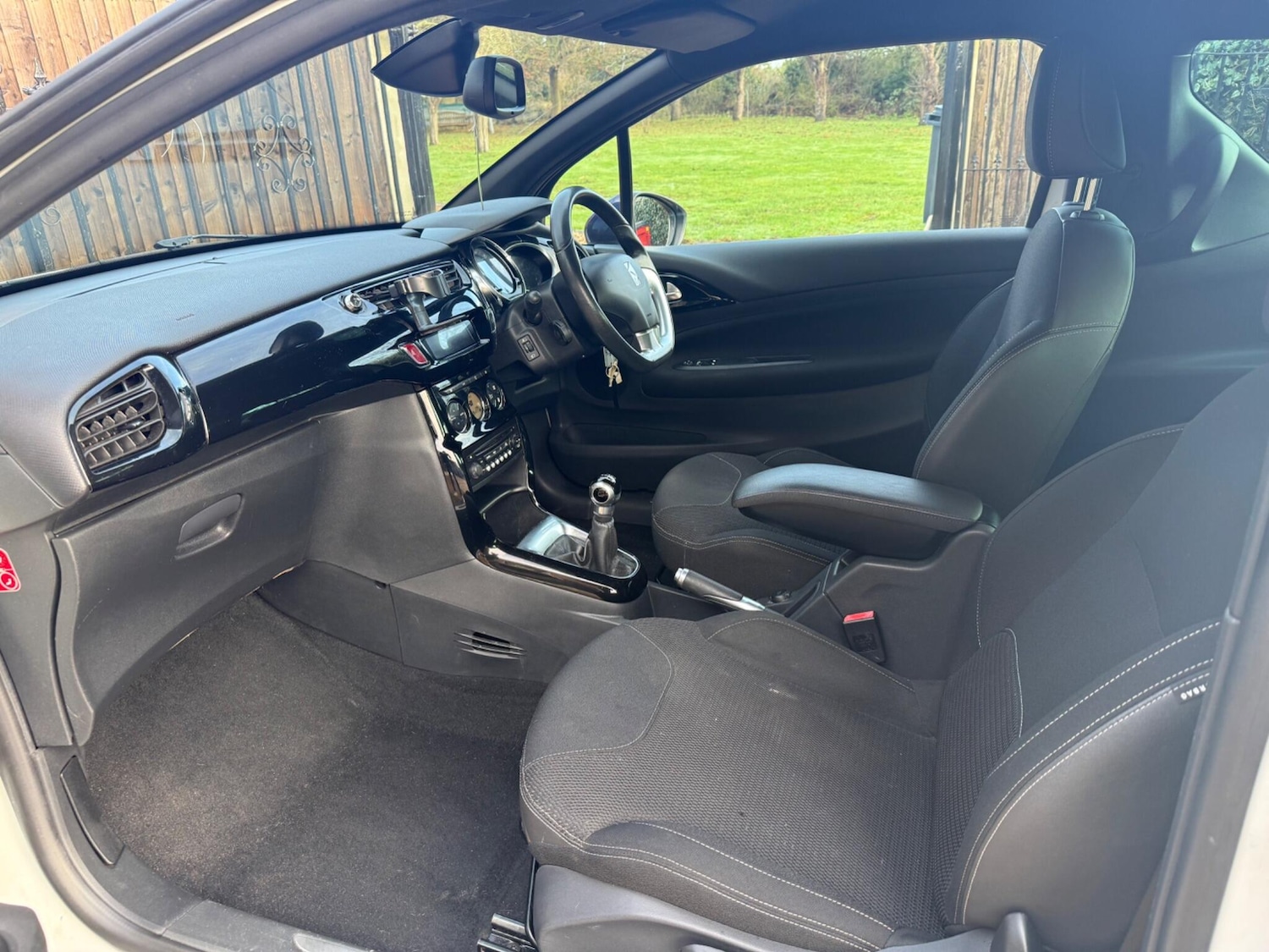 Used Citroen DS3 2014 for sale - 77396440: Photo 31