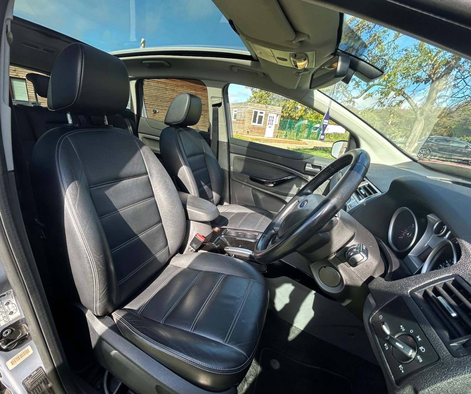 Used Ford Kuga 2012 for sale - 76457113: Photo 12