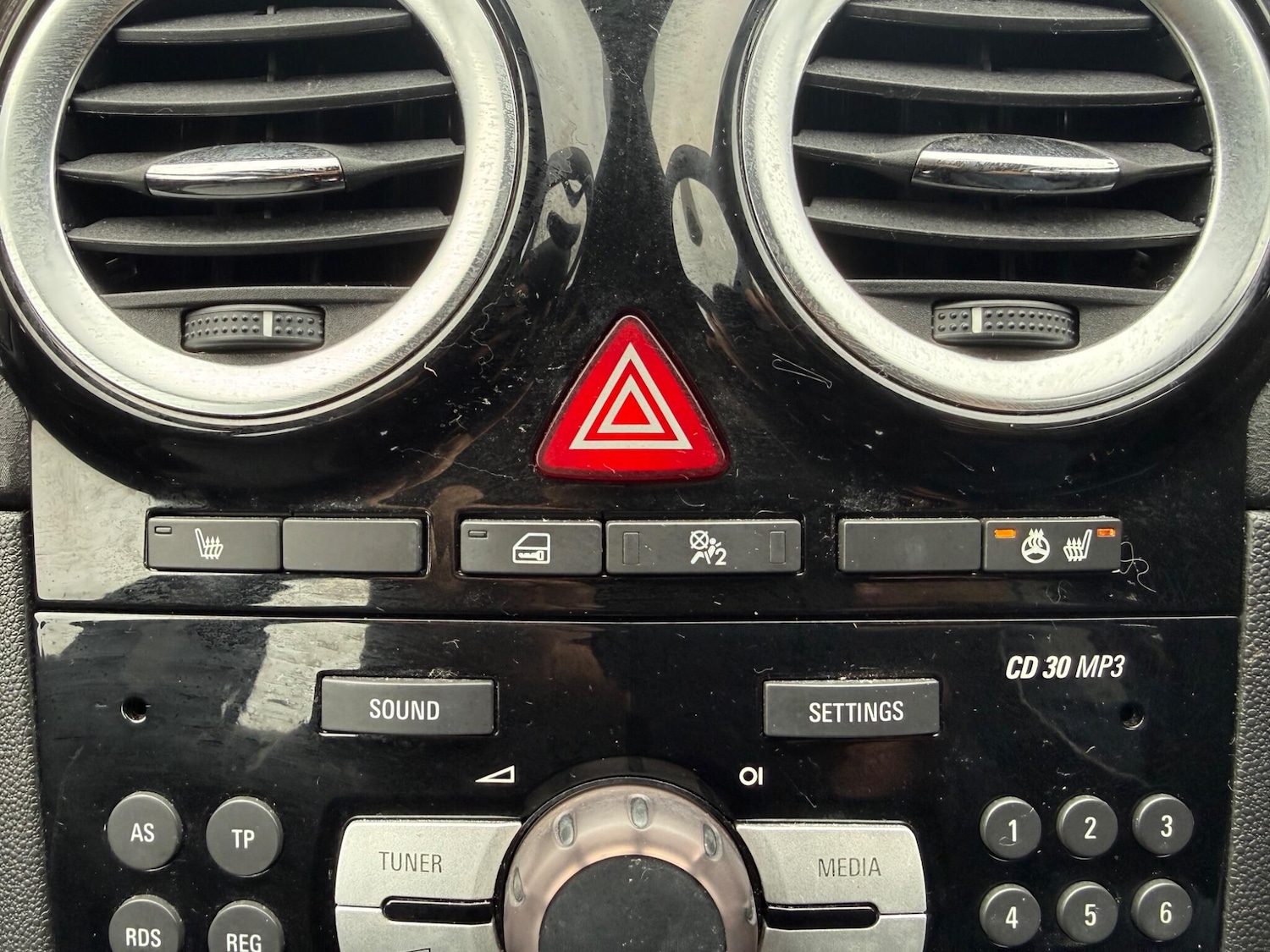 Used Vauxhall Corsa 2014 for sale - 77411764: Photo 33