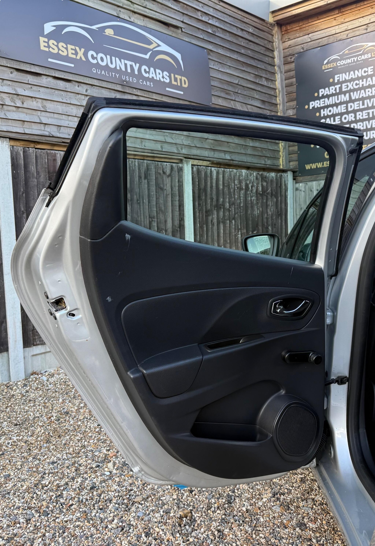 Used Renault Clio 2013 for sale - 77559212: Photo 25