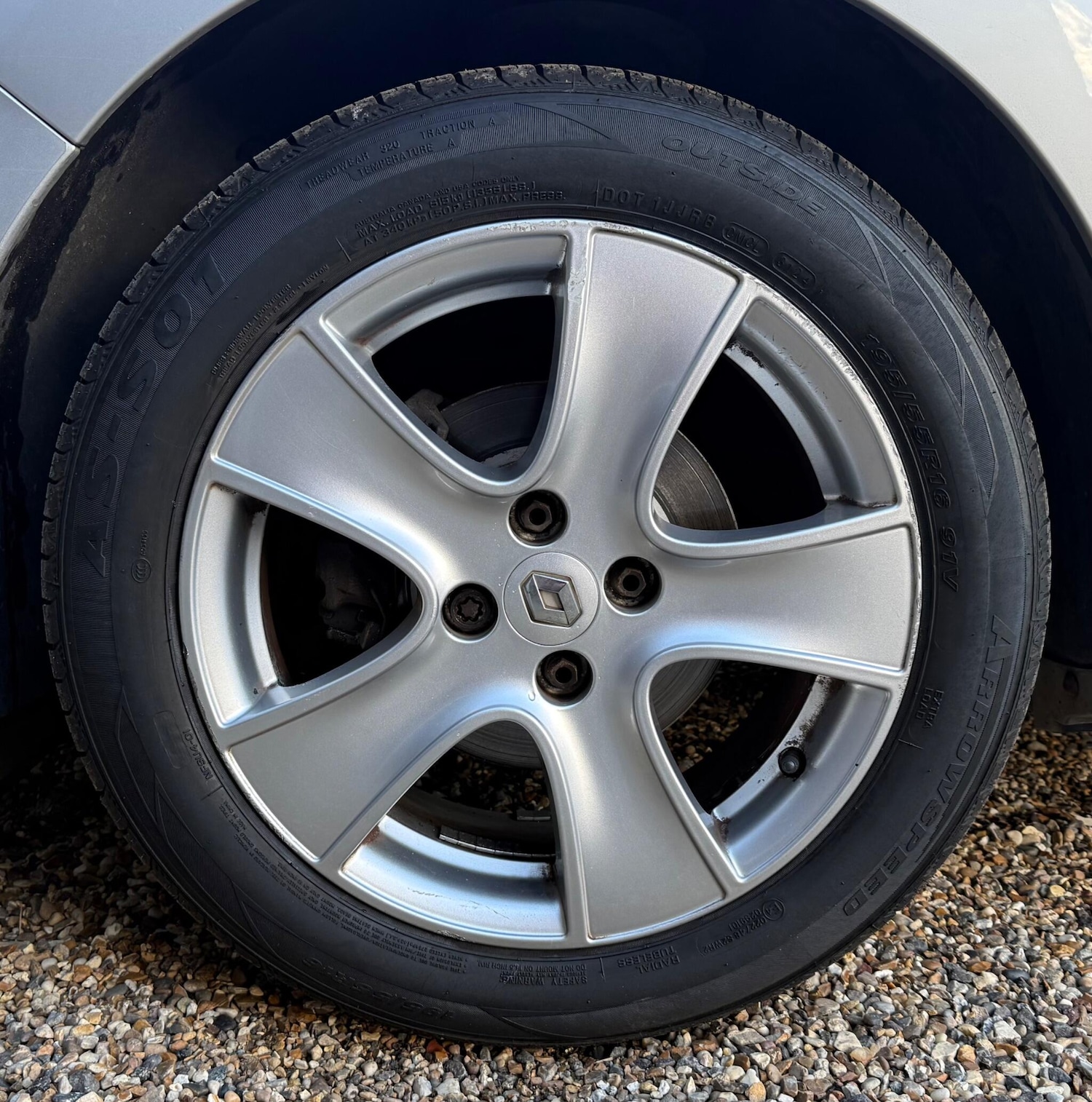 Used Renault Clio 2013 for sale - 77559212: Photo 29