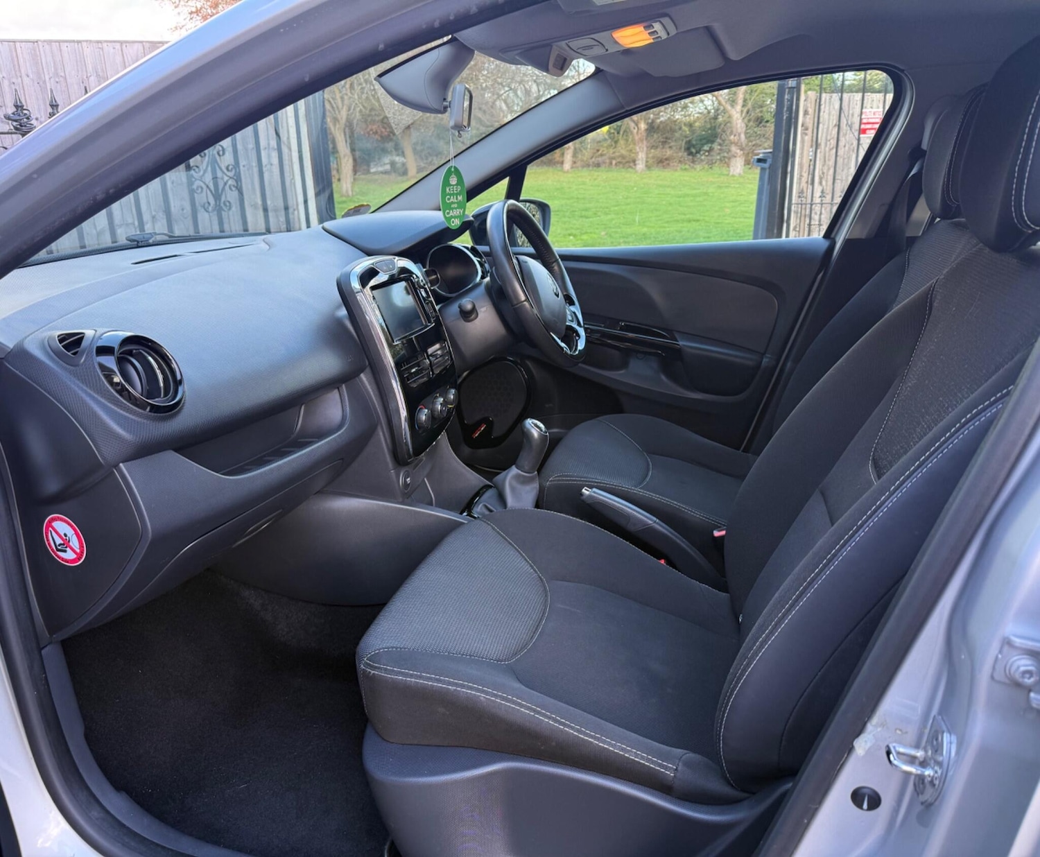 Used Renault Clio 2013 for sale - 77559212: Photo 40