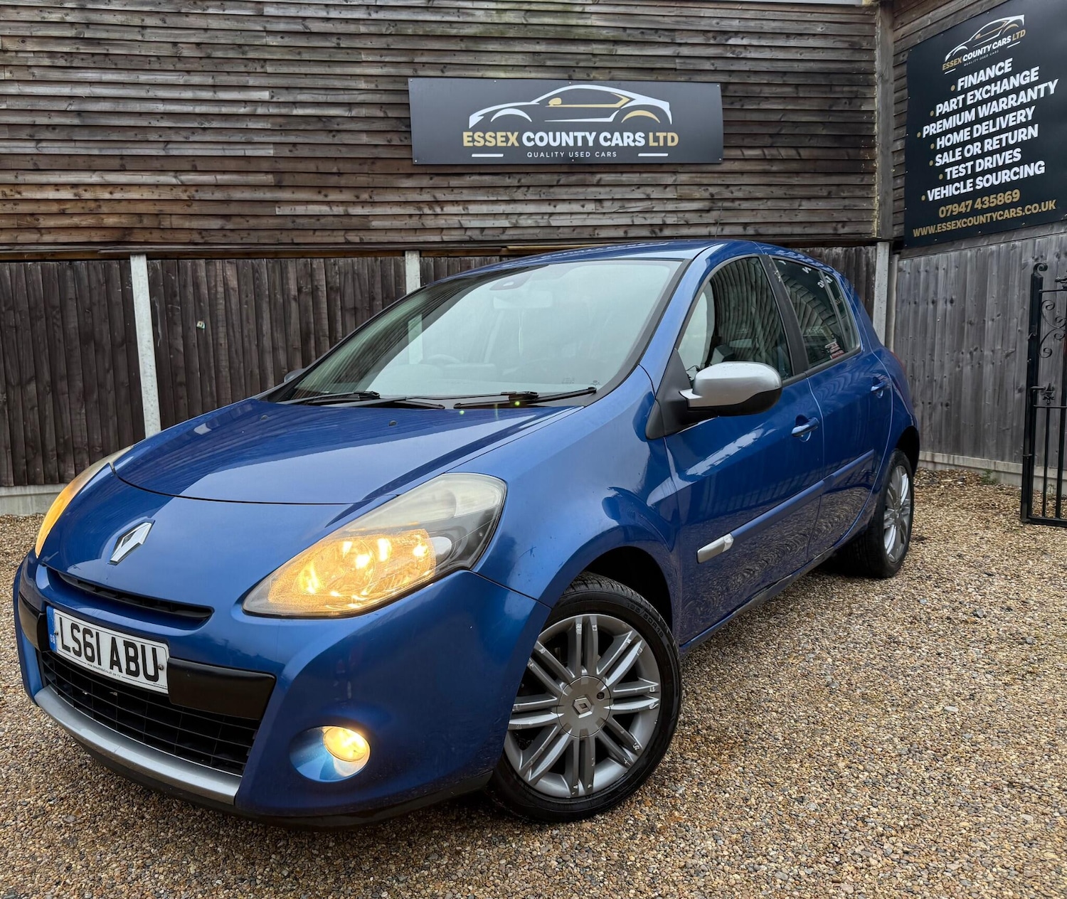 Used Renault Clio 2011 for sale - 77411801: Photo 3