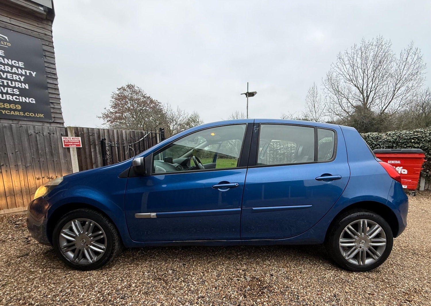 Used Renault Clio 2011 for sale - 77411801: Photo 6