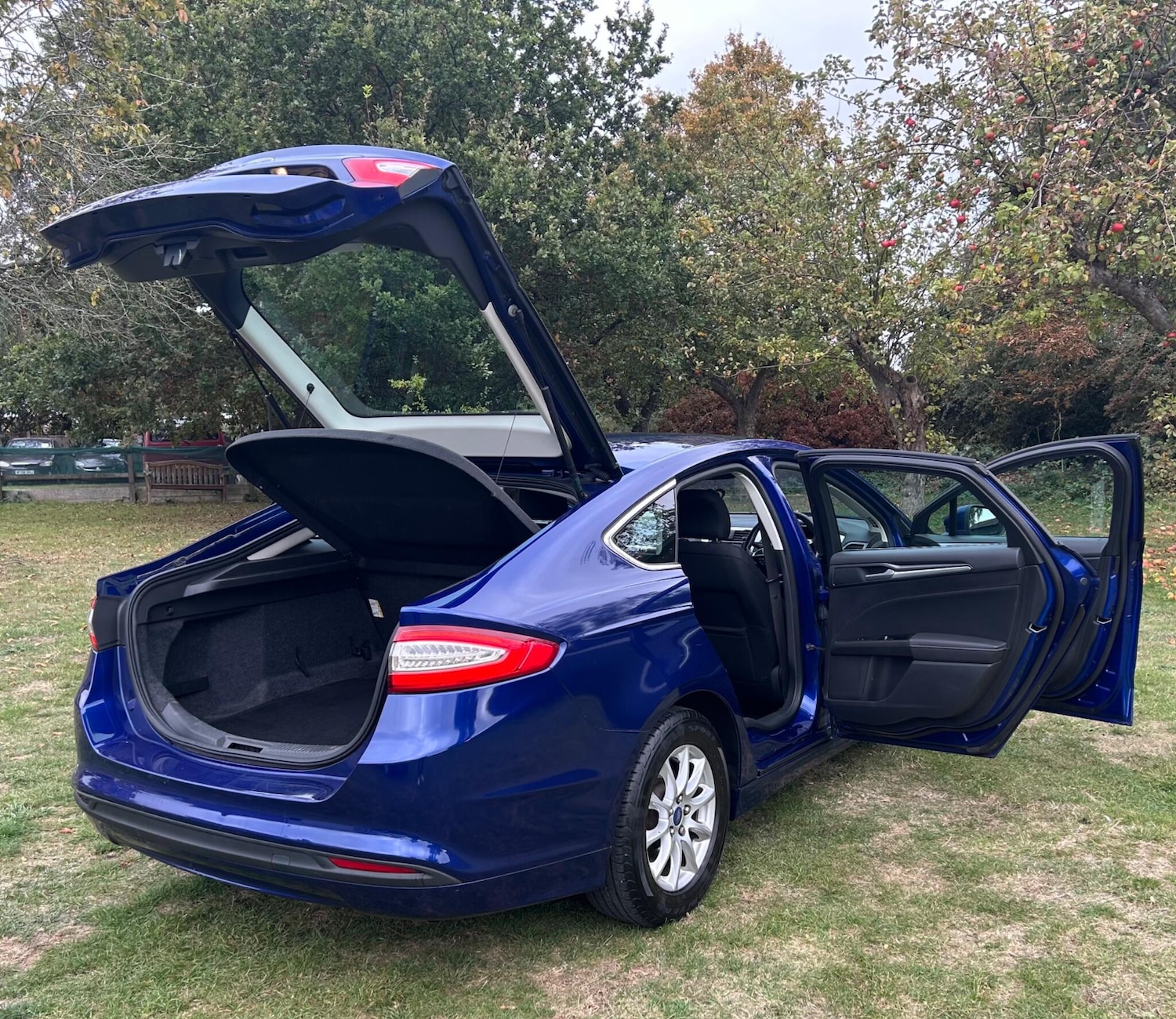 Used Ford Mondeo 2015 for sale - 76457360: Photo 14