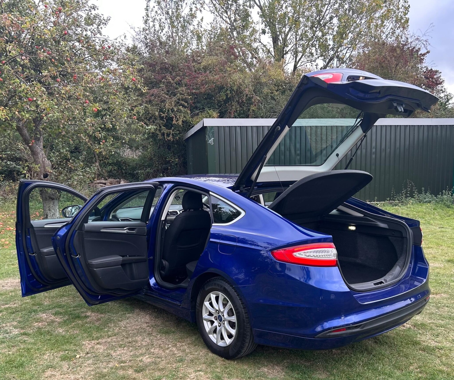 Used Ford Mondeo 2015 for sale - 76457360: Photo 6